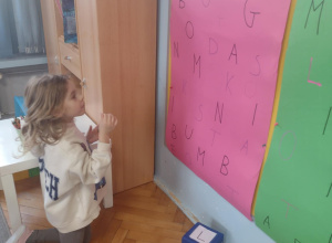 Zabawy z literkami