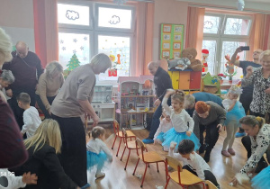 "Dzień Babci i Dziadka" w Tuptusiach.