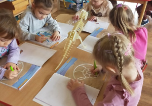 "Światowy Dzień Dinozaura" w Tuptusiach.