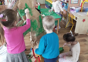 "Światowy Dzień Dinozaura" w Tuptusiach.