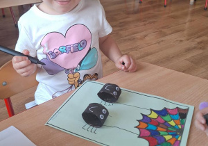 "Przygody trzech sympatycznych skrzatów: Nomika, Drzewika i Drobika"