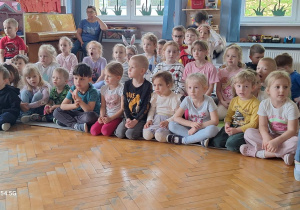 Tuptusie na spotkaniu z Weterynarzem.