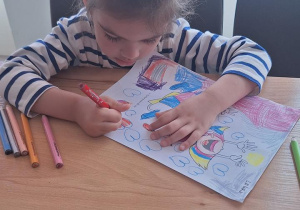 Tuptusie na zajęciach w Bibliotece Pedagogicznej - "Kiedy nadchodzi smutek".