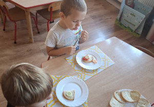 Zdrowe śniadanie przedszkolaków