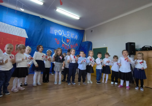 Tuptusie na przedszkolnym Święcie Niepodległości