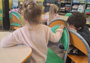Świąteczne zajęcia w bibliotece