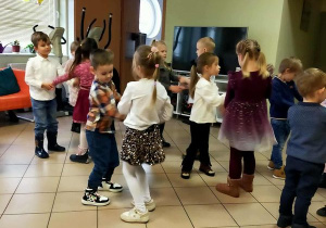 Obchody "Ogólnopolskiego Dnia Seniora" - wyjście do Centrum Seniora.