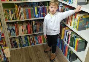 Zajęcia edukacyjne "Święta tuż, tuż!" w Bibliotece Miejskiej.