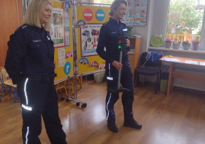 "Jesteśmy bezpieczni na drodze" - Figielki na spotkaniu z kutnowskimi Policjantkami.