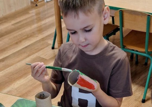 "Co widzę?" - realizacja zadania w ramach Ogólnopolskiego Projektu Edukacyjnego "Promyczek - Pytam, Działam, Odkrywam".