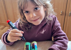 "Co widzę?" - realizacja zadania w ramach Ogólnopolskiego Projektu Edukacyjnego "Promyczek - Pytam, Działam, Odkrywam".