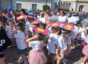 Parda Kwiatowa z okazji 50 Święta Róży