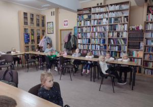 Patriotyczne warsztaty biblioteczne