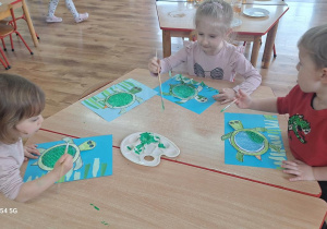 "Przygody żółwia Huberta" - realizacja Ogólnopolskiego Projektu Edukacyjno - Czytelniczego "Bajki - Pomagajki".