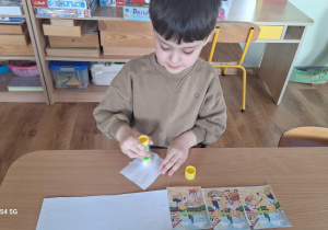 „Zielony kącik” – założenie zielonego ogródka w sali. Realizacja innowacji pedagogicznej "Zdrowo zakręceni".