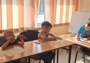Tuptusie na zajęciach w Bibliotece Pedagogicznej - "Wielkanocne idą święta".