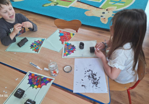 "Przygody trzech sympatycznych skrzatów: Nomika, Drzewika i Drobika"