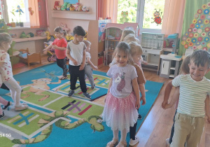 „Zdrowy przedszkolak” – zajęcia prowadzone przez pedagoga przedszkolnego. Realizacja innowacji pedagogicznej pt. "Zdrowo zakręceni".