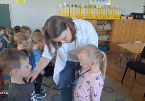 Tuptusie na spotkaniu z Pielęgniarką.