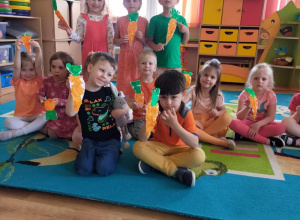 „Chrup na zdrowie” – Dzień Marchewki. Realizacja innowacji pedagogicznej pt. "Zdrowo zakręceni".
