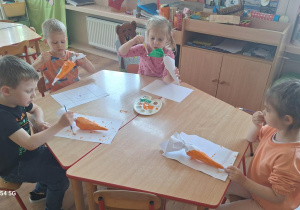 „Chrup na zdrowie” – Dzień Marchewki. Realizacja innowacji pedagogicznej pt. "Zdrowo zakręceni".