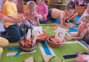 „Chrup na zdrowie” – Dzień Marchewki. Realizacja innowacji pedagogicznej pt. "Zdrowo zakręceni".