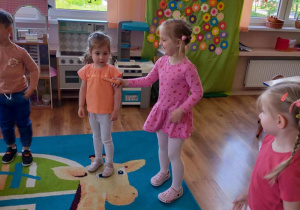 „Chrup na zdrowie” – Dzień Marchewki. Realizacja innowacji pedagogicznej pt. "Zdrowo zakręceni".