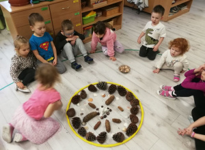 Realizacja projektu edukacyjnego "Po drugiej stronie tęczy"