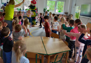 Tuptusie na spotkaniu z autorką książek dla dzieci.