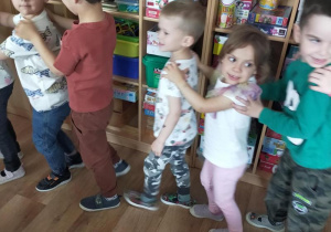 Tuptusie na spotkaniu z autorką książek dla dzieci.