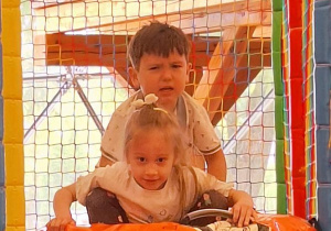 Tuptusie na wycieczce do Safari Zoo w Borysewie.