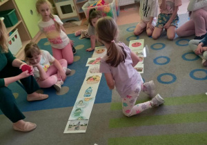 "Zdrowy przedszkolak" - zajęcia prowadzone przez p. Pedagog.