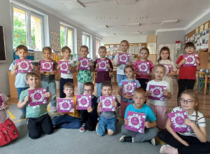 "Kocham Cię Kutno" - quiz o tematyce regionalnej, utrwalenie wiedzy o Kutnie, zakończenie grantu "Różanym Szlakiem z Kutnowskim Przedszkolakiem"