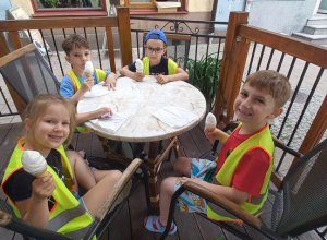Wyjście na lody z okazji Dnia Dziecka