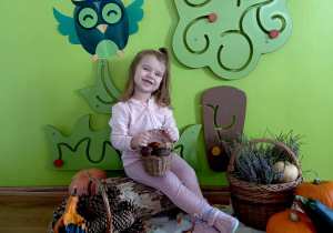 Maja pozuje do zdjęcia