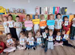 "Dzień Kropki" w Buziakach w ramach realizacji Międzynarodowego Projektu Edukacyjnego "Z kulturą mi do twarzy".