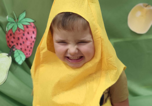 Filip przebrany za banana
