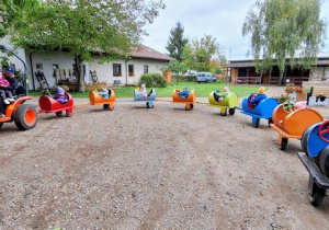 Wycieczka do Stajni u Kowala w Nieborowie cz.2