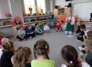 Tuptusie na warsztatach dyniowych