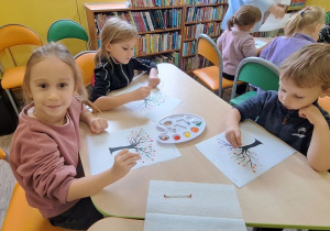 Zajęcia biblioteczne "Cztery pory roku - jesień" w Miejskiej i Powiatowej Bibliotece Publicznej w Kutnie
