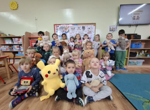 Zabawy z misiami z okazji Dnia Pluszowego Misia