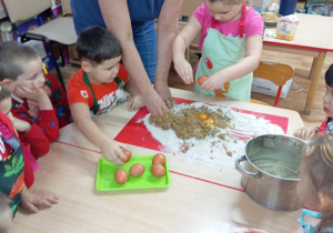 Tuptusie pieką pierniki