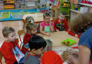 Tuptusie pieką pierniki