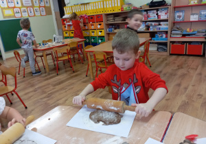 Tuptusie pieką pierniki