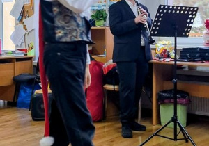 "Święta z klarnetem" - mikołajkowa audycja z Bachmanem.