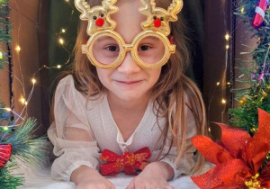 Buziaki na uroczystym Spotkaniu Wigilijnym w Centrum Seniora.