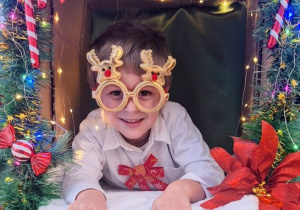 Buziaki na uroczystym Spotkaniu Wigilijnym w Centrum Seniora.