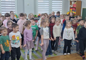 Audycja muzyczna z Bachmanem - "Muzyczne zakrętasy - waltornia".