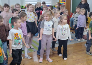 Audycja muzyczna z Bachmanem - "Muzyczne zakrętasy - waltornia".