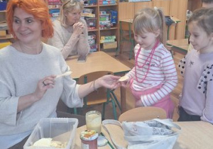 Warsztaty "Poznajemy życie pszczół".